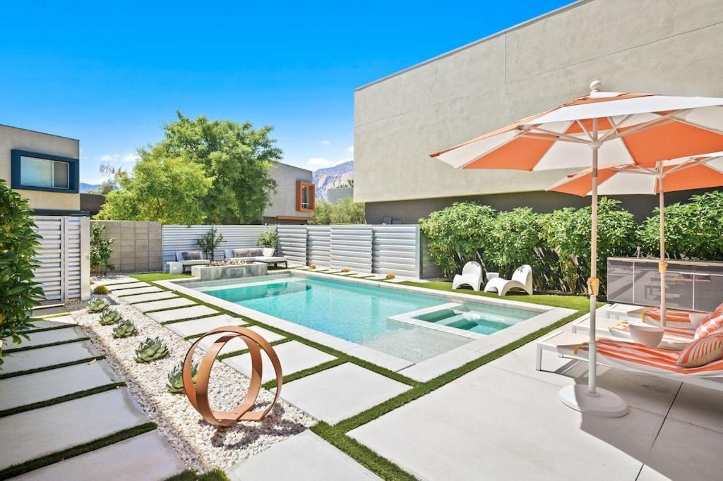 Spectacular Home In The Morrison W/ Private Pool Palm Springs Exterior photo