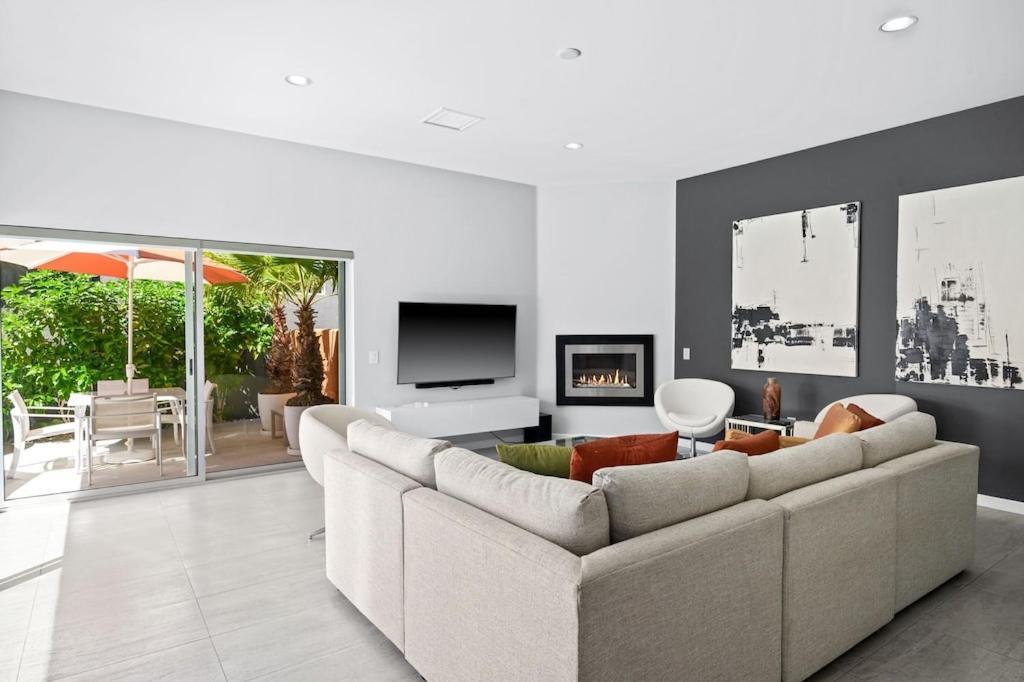 Spectacular Home In The Morrison W/ Private Pool Palm Springs Exterior photo